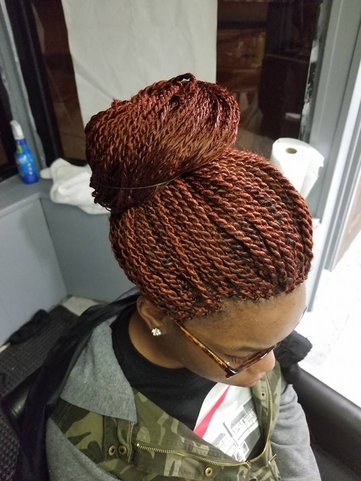 29249347_733854483486599_8074022832641671168_n