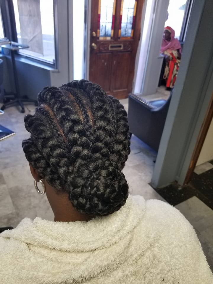 31895324_755052411366806_1174842940376219648_n